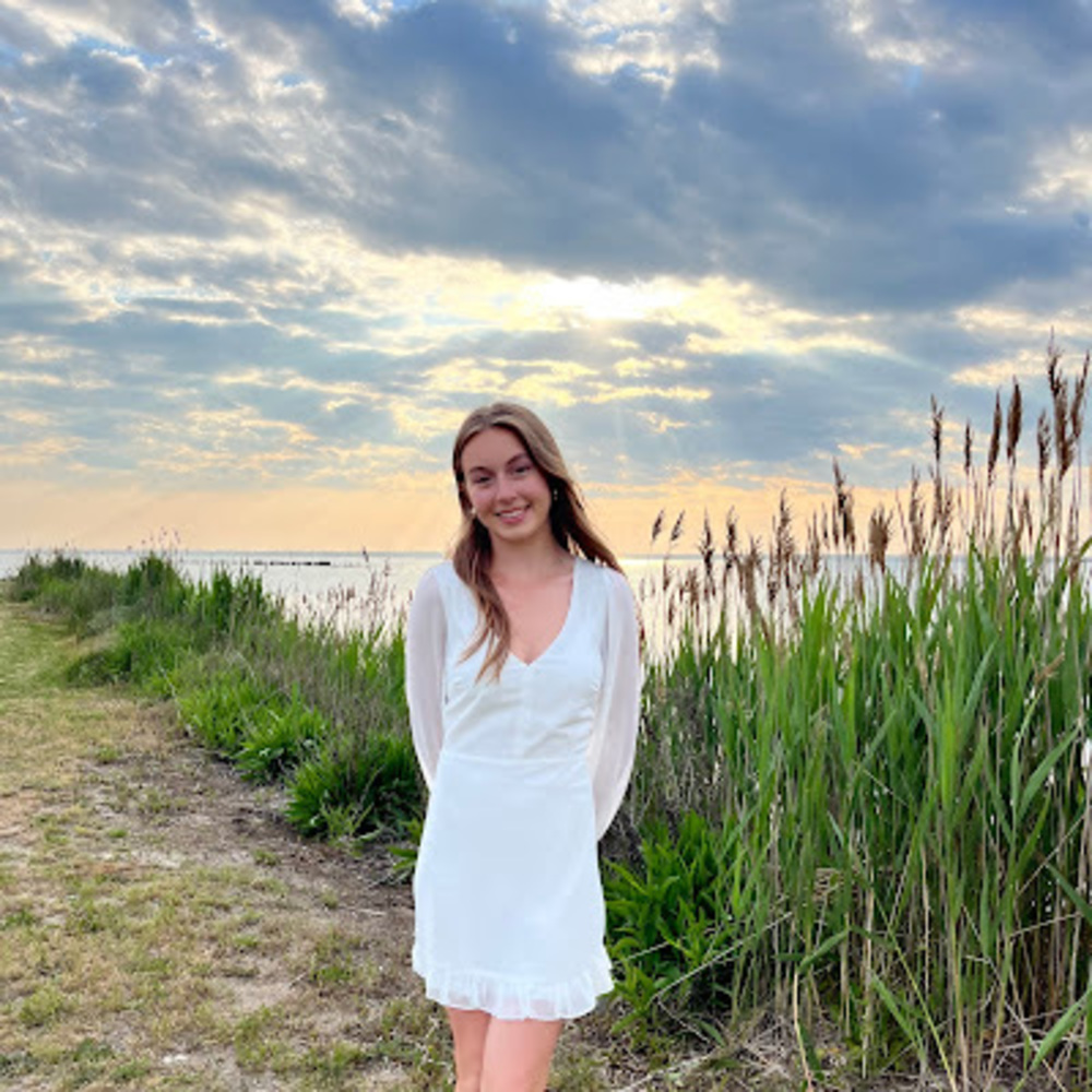 Meet your Posher, Madeline